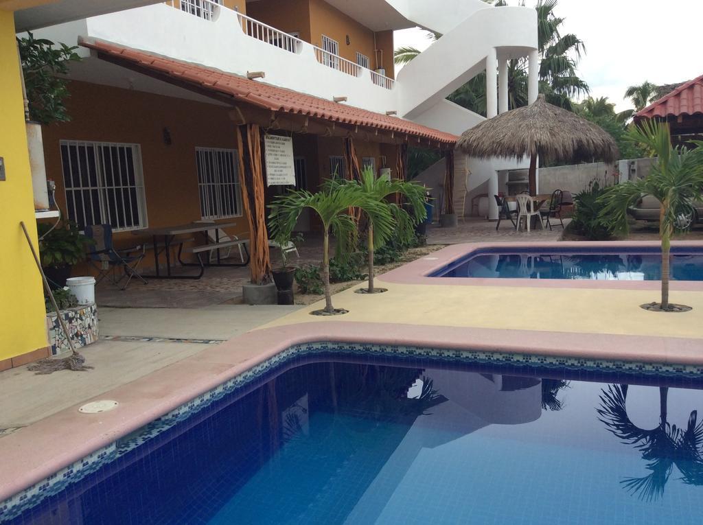 Bungalows Casa Grande Aparthotel San Patricio Melaque Buitenkant foto